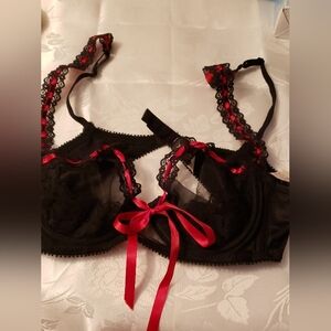 Vintage Frederick's of Hollywood, Bra, Black w Red Lace, 34B-C, Open Cup, NWT